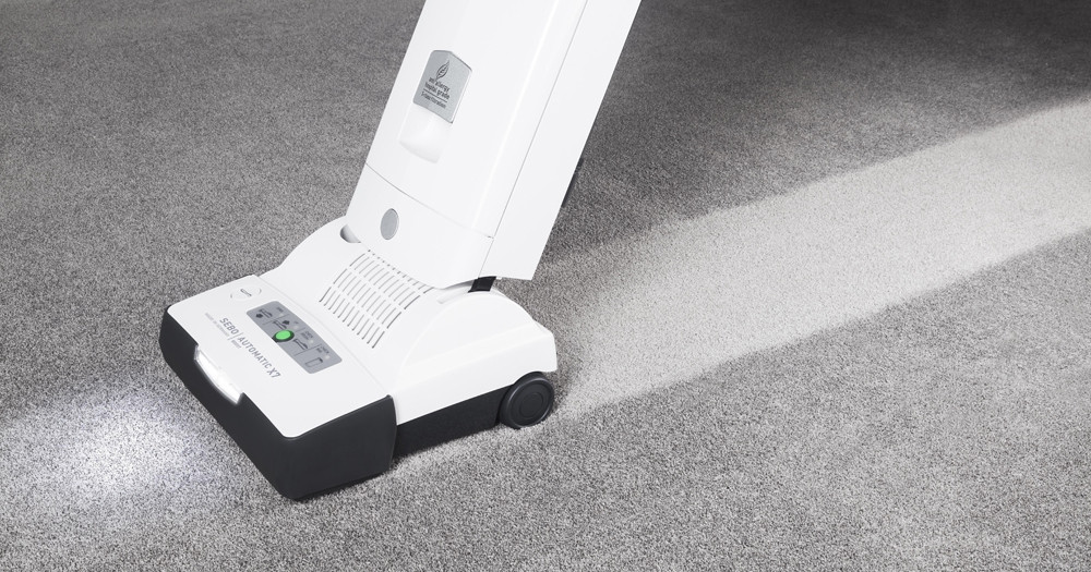 SEBO_AUTOMATIC_X7_Boost_91542AU on plush carpet
